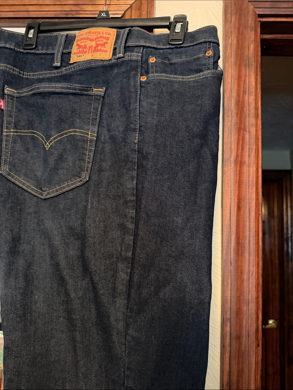 Levi's Men's Indigo Straight Jeans with Contrast Stitching